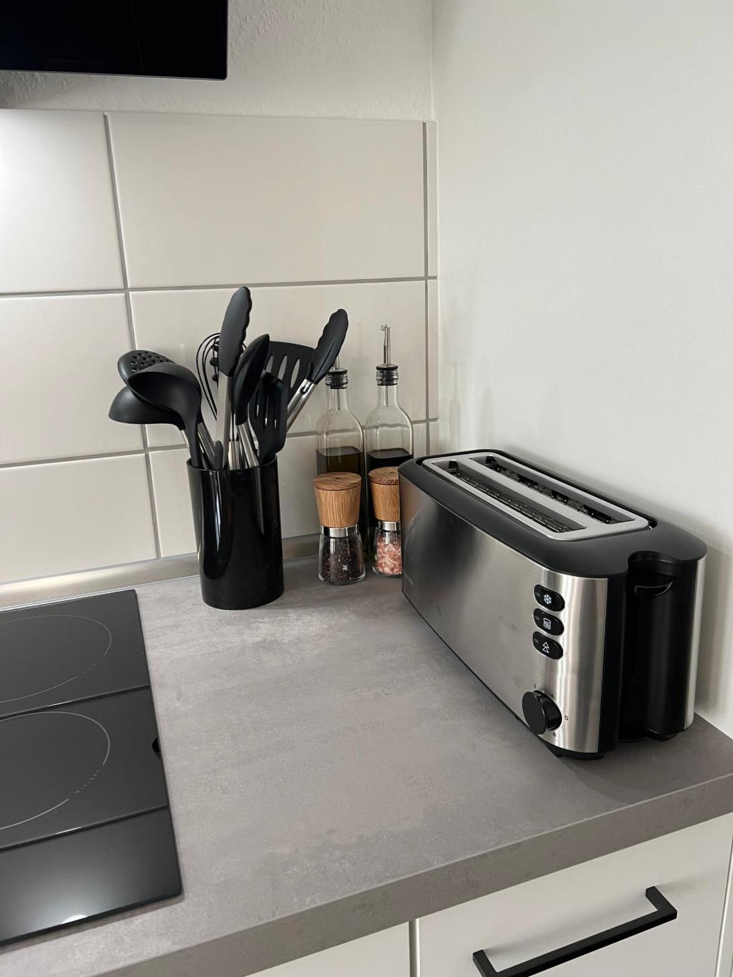 Design Am Rhein - Traumlage Rheinufer I Kueche I Oeffentl Parkplaetze Apartment บิงเงนอัมไรน์ ห้อง รูปภาพ