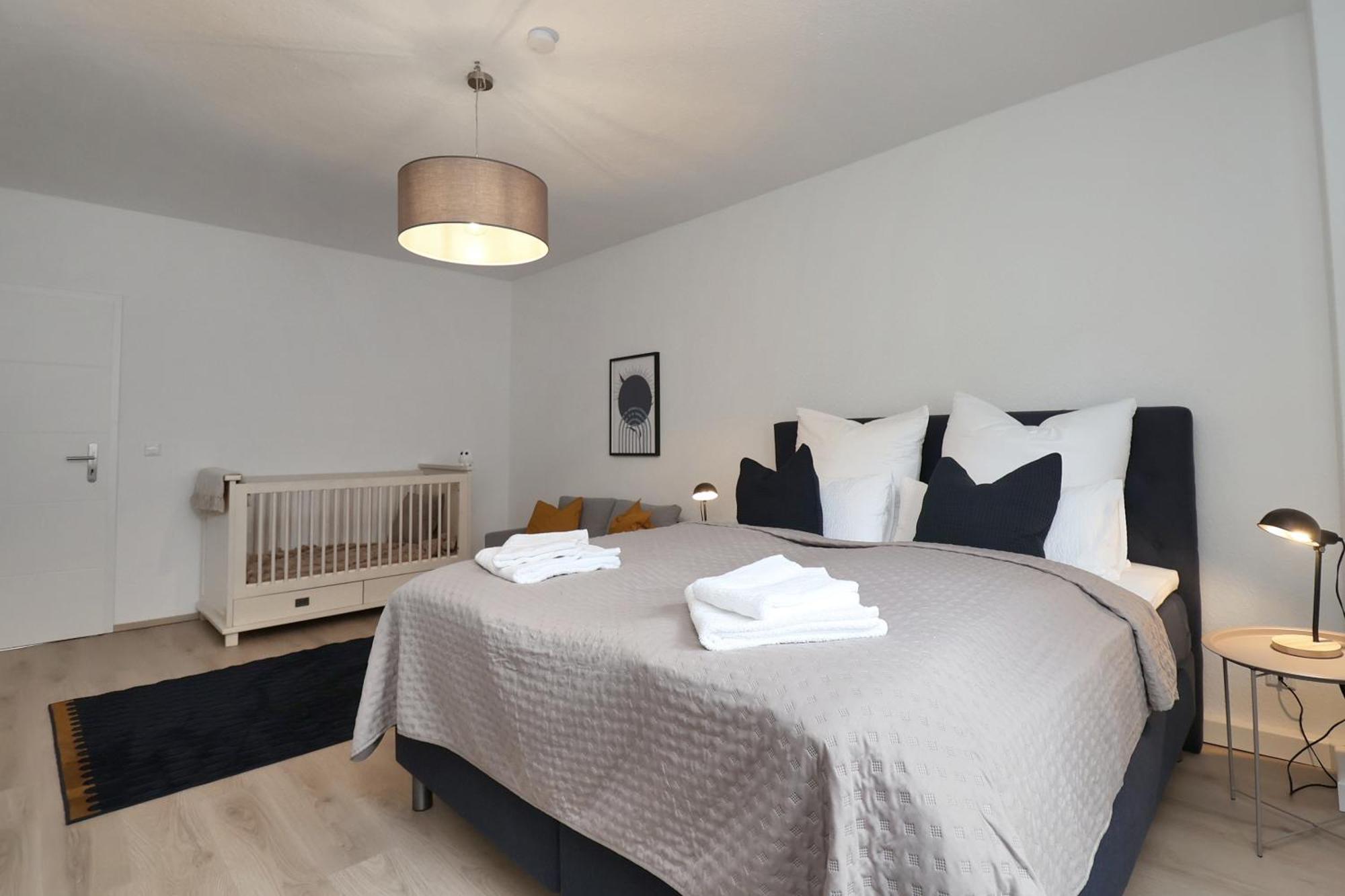 Design Am Rhein - Traumlage Rheinufer I Kueche I Oeffentl Parkplaetze Apartment บิงเงนอัมไรน์ ภายนอก รูปภาพ