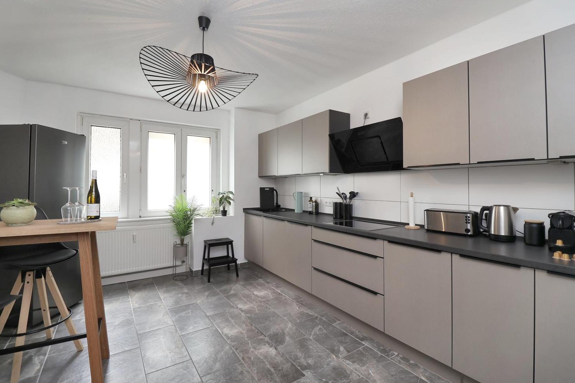 Design Am Rhein - Traumlage Rheinufer I Kueche I Oeffentl Parkplaetze Apartment บิงเงนอัมไรน์ ภายนอก รูปภาพ