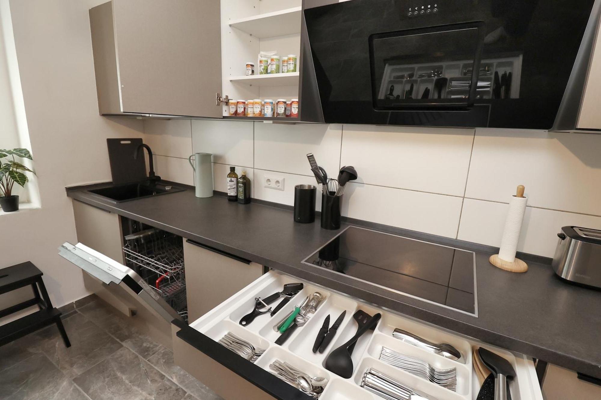 Design Am Rhein - Traumlage Rheinufer I Kueche I Oeffentl Parkplaetze Apartment บิงเงนอัมไรน์ ภายนอก รูปภาพ