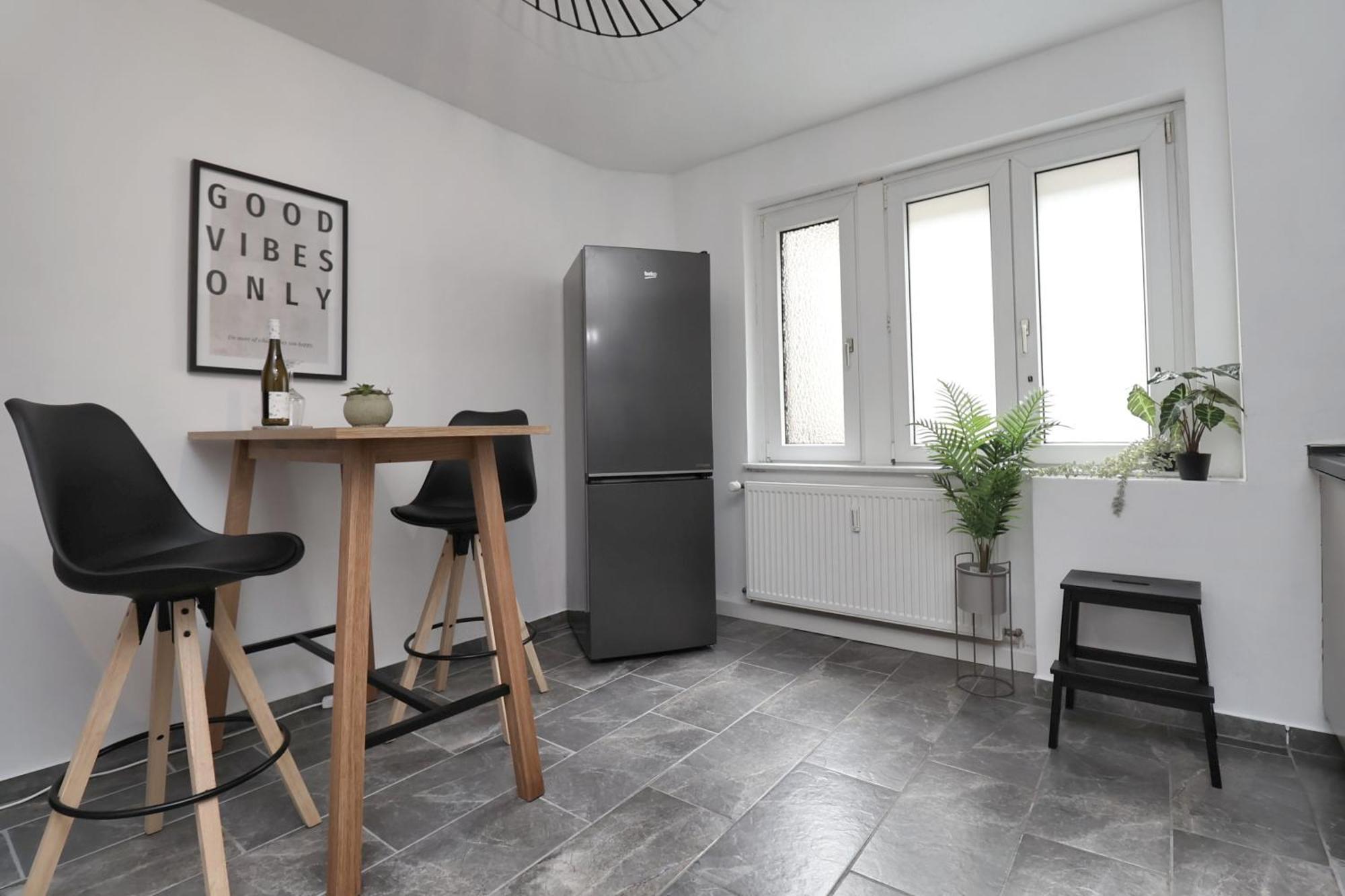 Design Am Rhein - Traumlage Rheinufer I Kueche I Oeffentl Parkplaetze Apartment บิงเงนอัมไรน์ ภายนอก รูปภาพ